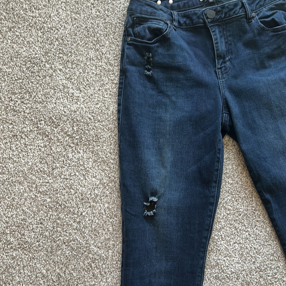 CABI CAbi Dusk Destructed Vintage Curvy Skinny Size 10 Dark Wash Denim EUC - Picture 7 of 11